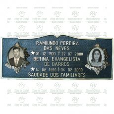 Placa para Túmulo em Bronze com 2 fotos 8x10 Preto e Branco e texto Tam.16x40 cm