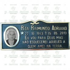 Placa para Cemitério em Bronze com 1 foto 6x8 Preto e Branco e texto até 53 letras Tam.12x30 cm