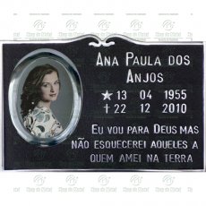 Placa para Túmulo em Alumínio com 1 foto 8x10 Preto e Branco e texto Tam.20x30 cm