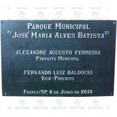 Placa para Inauguração em Alumínio fundido, Tam. 50x70 cm