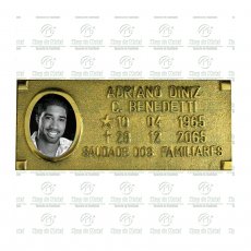 Placa para Túmulo em Bronze com 1 Foto 6x8 Preto e Branco e Texto Tam.11x25 cm