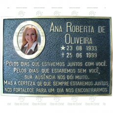 Placa para Cemitério em Bronze com 1 foto 8x10 Colorida e texto até 160 letras Tam. 25x35 cm