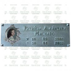 PLACA PARA TÚMULO EM ALUMÍNIO SHOP DO METAL COM 1 FOTO 6X8 COLORIDA TAM.12X36 CM