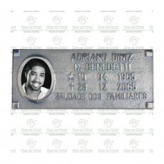 Placa para Túmulo Alumínio com 1 Foto 6x8 Preto e Branco e Texto Tam.11x25 cm